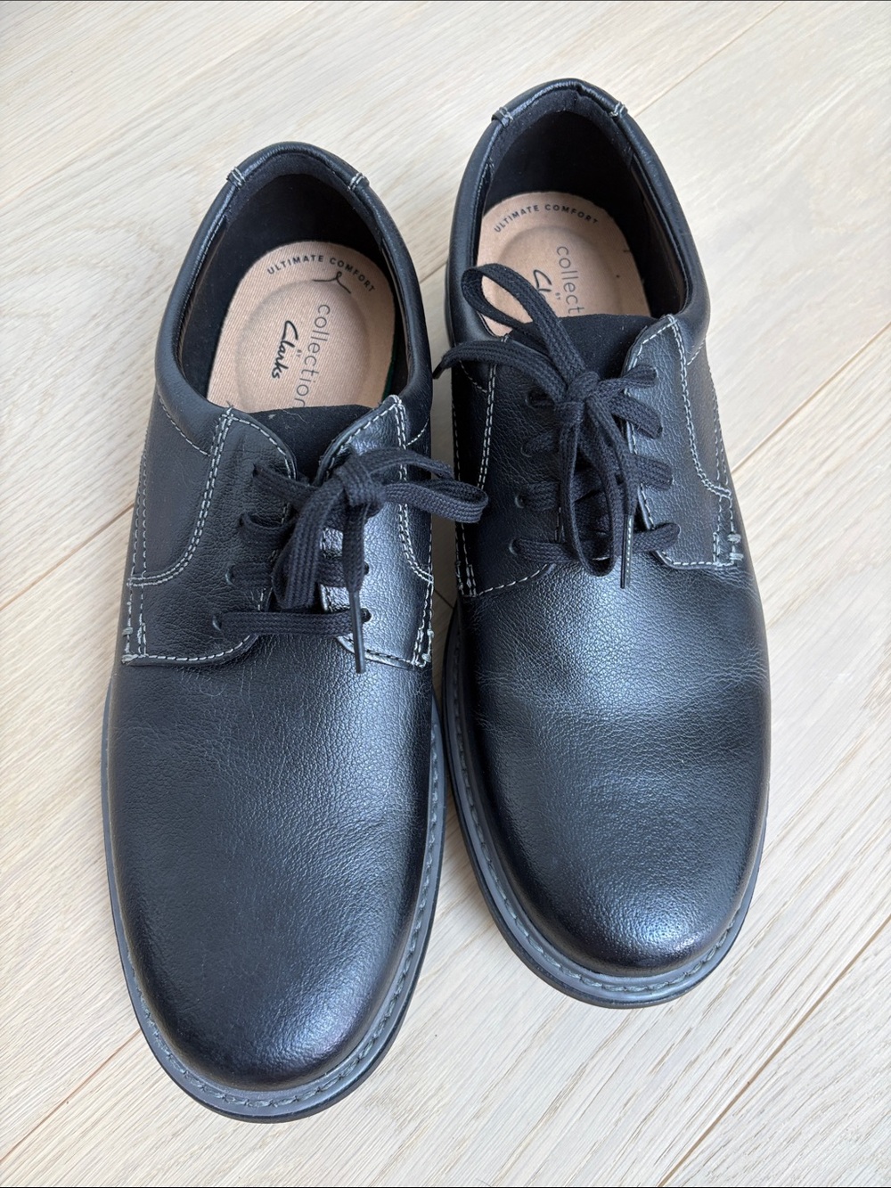 Clarks Collection Men's Rendell Plain Oxfords Black Leather Size 9.5 W (Wide)